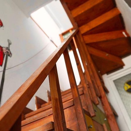Divina Hostel Tirana Zewnętrze zdjęcie