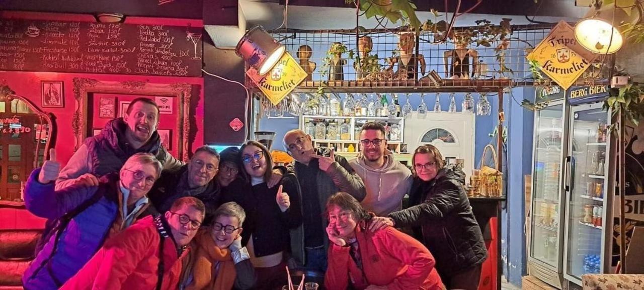 Divina Hostel Tirana Zewnętrze zdjęcie