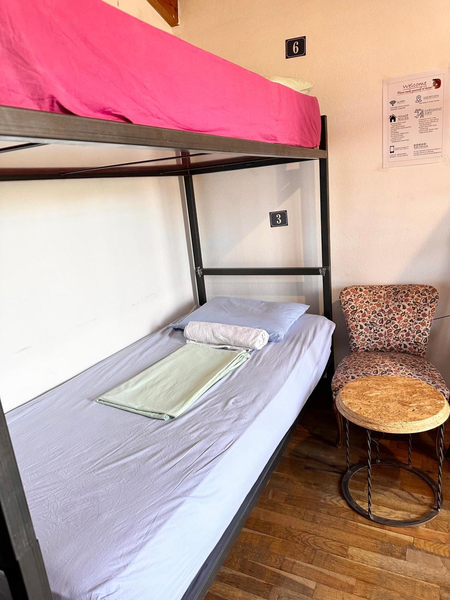 Divina Hostel Tirana Zewnętrze zdjęcie